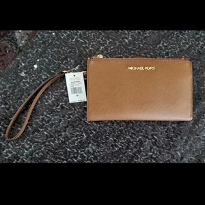 Michael Kors wristlet wallet